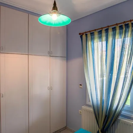 Appartamento Top Floor Suite, Flat & Studio With Shared Infinity Pool